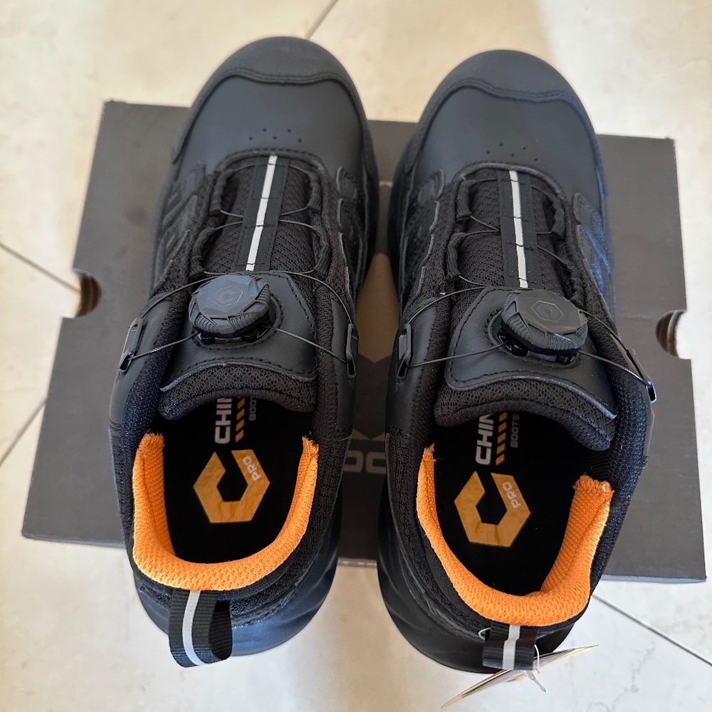 NWT Men’s Chinook Pro Safety Mid Composite Toe Boots